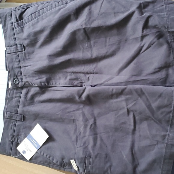 Dockers Size 36 Shorts NWT - Picture 1 of 3